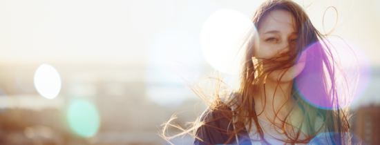 Flicka. Dekorativ bild.